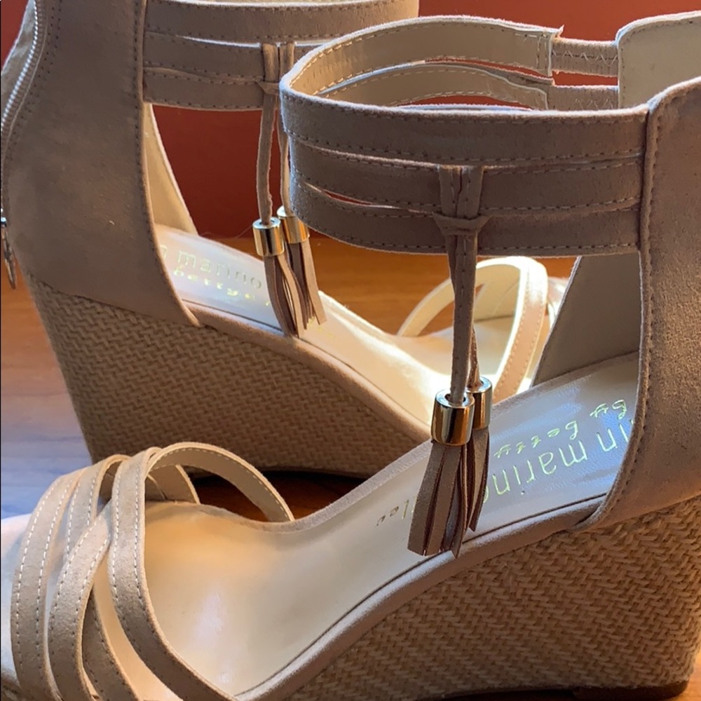 Sandals - Picture 4 of 7